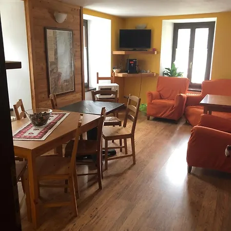 Hotel Indren Hus 2*